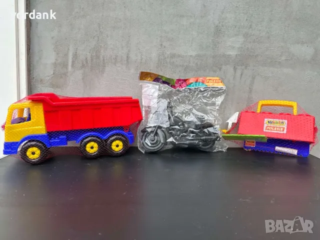 Детски играчки, снимка 4 - Коли, камиони, мотори, писти - 48642106