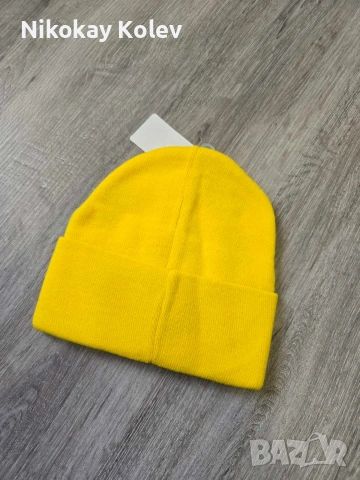 Нова зимна плетена шапка PRADA, снимка 4 - Шапки - 53046382