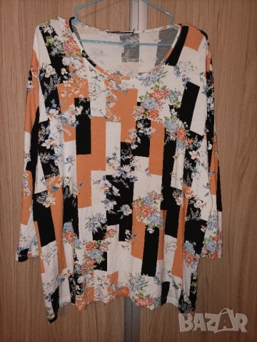 Флорална еластична блуза , снимка 1 - Блузи с дълъг ръкав и пуловери - 43365293