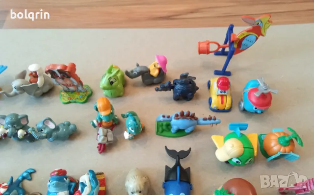 Стари играчки от шоколадови яйца Киндер Kinder Surprise делфини пингвини динозаври , снимка 4 - Колекции - 50056982