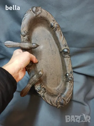 Масивен рядък чугунен съд с птици, снимка 3 - Антикварни и старинни предмети - 48559267