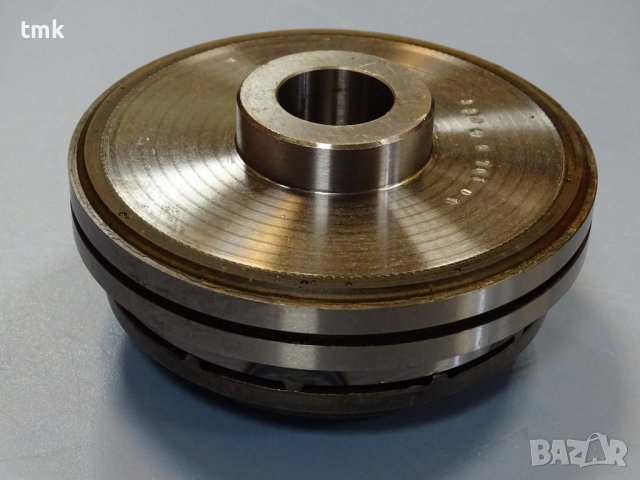 Съединител електромагнитен зъбен Pohony 374107E1 electromagnetic clutch, снимка 11 - Резервни части за машини - 37999862