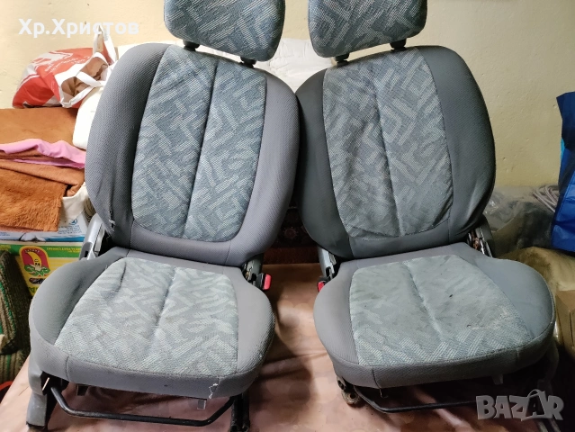 седалки предни 