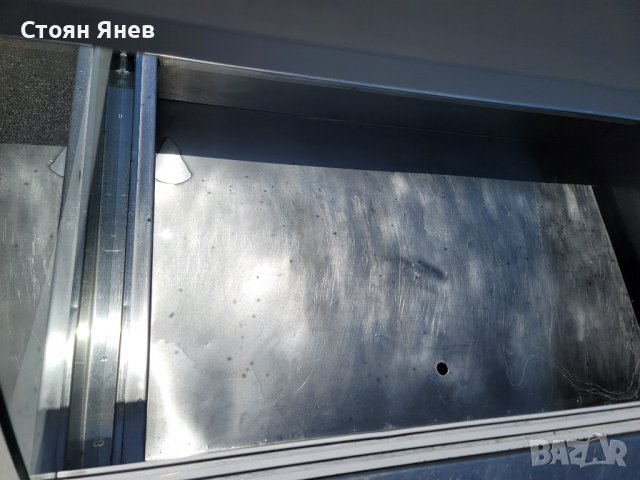Хладилна витрина -130 см, снимка 4 - Други машини и части - 37248250