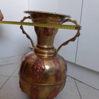 много релефна амфора ваза бронз и мед, снимка 4 - Антикварни и старинни предмети - 37966119