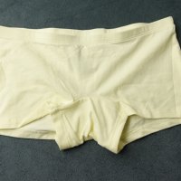 S памучни бледо жълти боксерки на H&M, снимка 1 - Бельо - 40367334