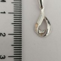 Нова сребърна висулка, снимка 1 - Колиета, медальони, синджири - 28443992
