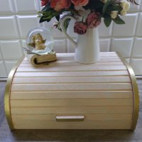 Декорирана дървена кутия за хляб , снимка 1 - Други - 38237446