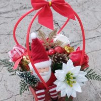 Коледна или Новогодишна кошница със сапунени цветя и декорация, снимка 3 - Коледни подаръци - 43250720