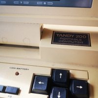 Ретро лаптоп TANDY 200 работещ 1985, снимка 5 - Антикварни и старинни предмети - 42931602