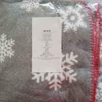 Одеало Snowflake Avon, снимка 3 - Олекотени завивки и одеяла - 35115259