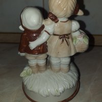 Страхотна красива статуетка момче и момиче - свиреща, снимка 3 - Антикварни и старинни предмети - 43490714