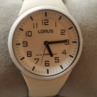 дамски часовник LORUS , снимка 2 - Дамски - 39847140