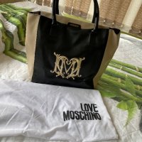 Оригинална чанта Love moschino, снимка 1 - Чанти - 28337695