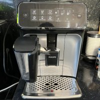 Кафеавтомат Philips Latte go EP3246/70, снимка 2 - Кафемашини - 44140993