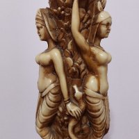Винтидж фигура, свещник колона от алабастър.
Височина 48 см. 
Перфектно състояние., снимка 2 - Антикварни и старинни предмети - 42539549