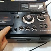 радио касетофон винтидж Сони, снимка 12 - Радиокасетофони, транзистори - 43891606