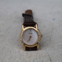 Дамски часовник CELRONIC , снимка 1 - Луксозни - 35656272