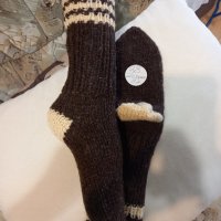 Ръчно плетени чорапи от вълна размер 38, снимка 2 - Дамски чорапи - 39788298