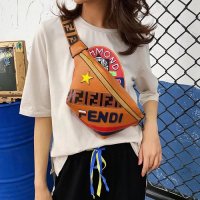 Луксозна кожена чанта/чантичка за кръст/талия и през рамо Fendi Фенди, снимка 10 - Чанти - 26733880