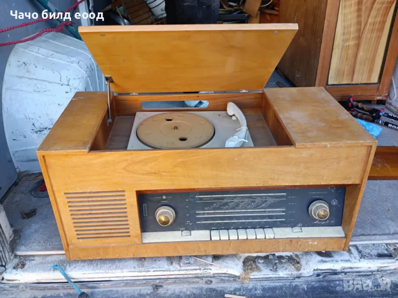 Ретро радиограмофон Акорд 102, снимка 1