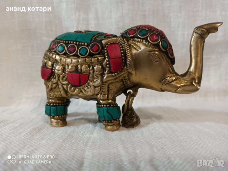 Слон статуя с естествен корал, снимка 1