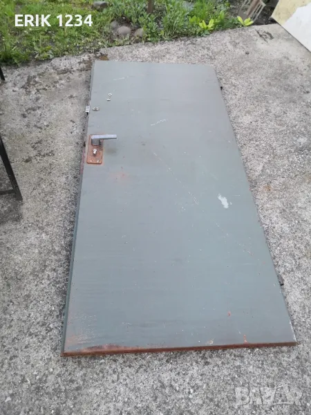 Метална входна врата.Габаритен размер 194 / 84., снимка 1