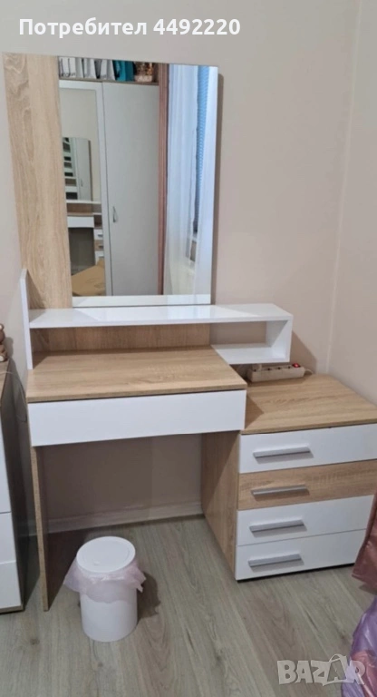 Тоалетка, снимка 1