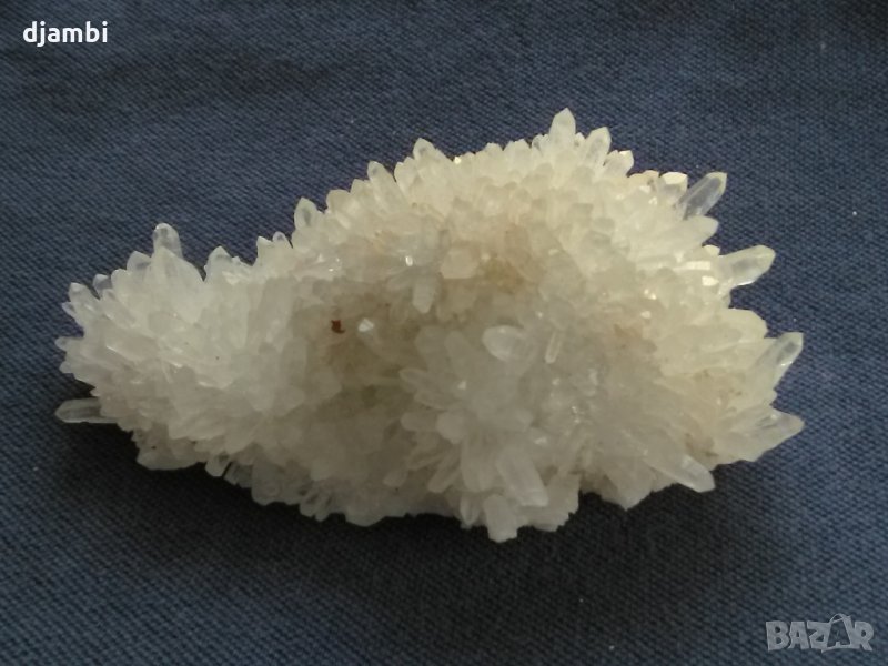 №75,Кварцова друза, Кварц, Планински кристал, Кристали, Минерали,Фосили, , снимка 1