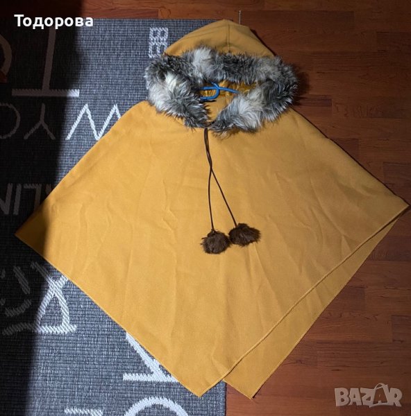 Пончо цвят горчица с качулка, снимка 1