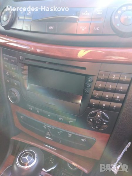 Малка навигация за W211 в перфектно състояние, снимка 1