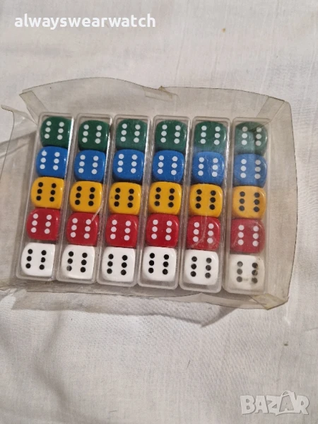 Зарове за игра комплекти по 5 броя зарове, снимка 1