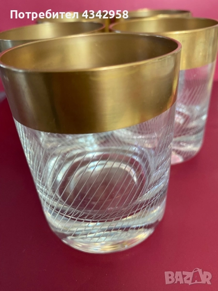 Bohemia. Чехословакия.5 чаши със златен кант ., снимка 1