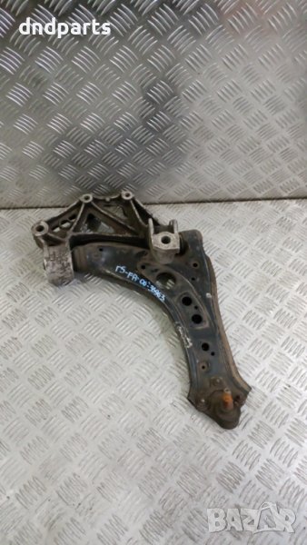 Носач VW Golf 5 2006г.(преден десен)	, снимка 1