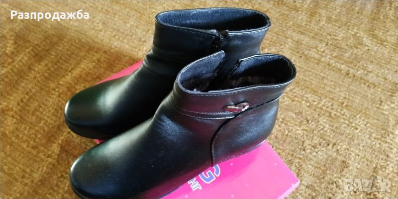 Дамски зимни обувки с подплата, снимка 1