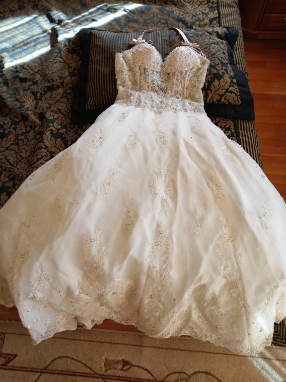 Продавам булчинска рокля в Сватбени рокли в гр. Пловдив - ID27521557 — Bazar .bg