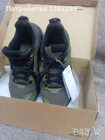 Маратонки Adidas , снимка 2 - Маратонки - 52372921