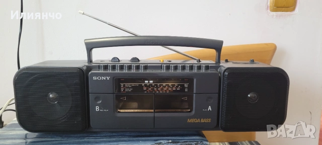 Продавам Sony CFS-W308 Работещо