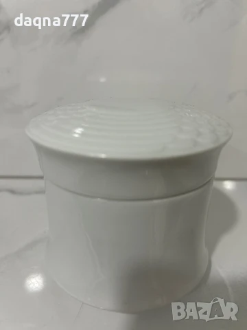 HUTSCHENREUTHER GERMANY BIANCA SCALA ГЛАНЦОВА ЗАХАРНИЦА С КАПАК Германия антика, снимка 9 - Антикварни и старинни предмети - 50596387