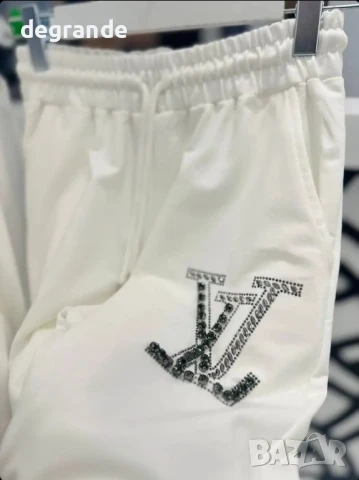 Дамски комплект Louis Vuitton, снимка 10 - Спортни екипи - 51304671