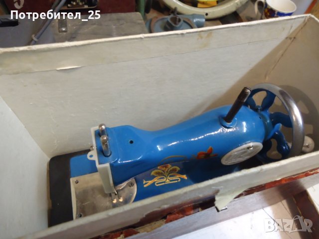 АНТИКВАРНА ИГРАЧКА-ШЕВНА МАШИНА, снимка 9 - Антикварни и старинни предмети - 43562751
