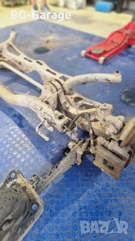 vw touran , bxe 1.9tdi на Части  , мост, снимка 5 - Части - 51838184