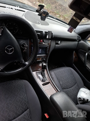 Мерцедес ц270, снимка 8 - Автомобили и джипове - 52829288