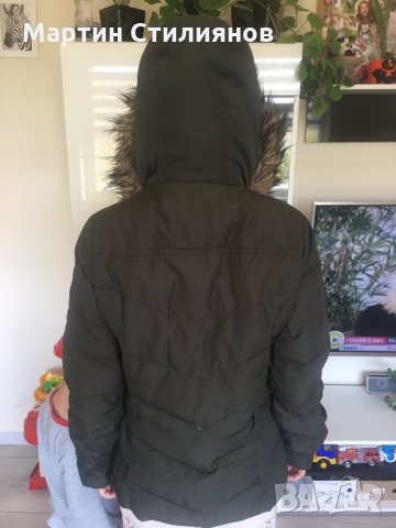 Hollister дамско зимно яке L размер , снимка 3 - Якета - 26938154