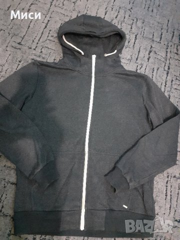 Оригинални спортни горнища,суичари и шушлякови горнища, снимка 4 - Фен артикули - 43158268