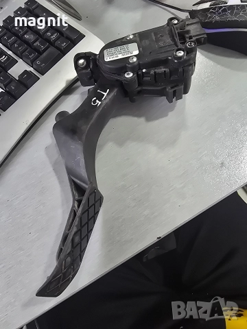 7H1721503D педал газ VW Transporter T5 7H1721503