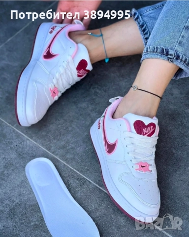 Дамски маратонки: NIKE 2128