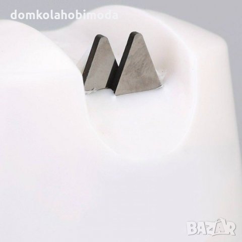 Точило за ножове, С вакуум стойка, 6x4см, Работна повърхност закален волфрамов карбит, снимка 5 - Аксесоари за кухня - 33618221