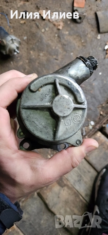 Вакуум помпа за рено 1.9 тди