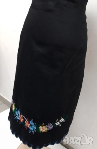 Стара бродирана черна престилка(16.3), снимка 5 - Антикварни и старинни предмети - 43557717